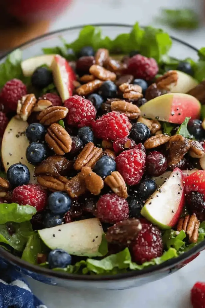 Mixed Green Salad with Berries